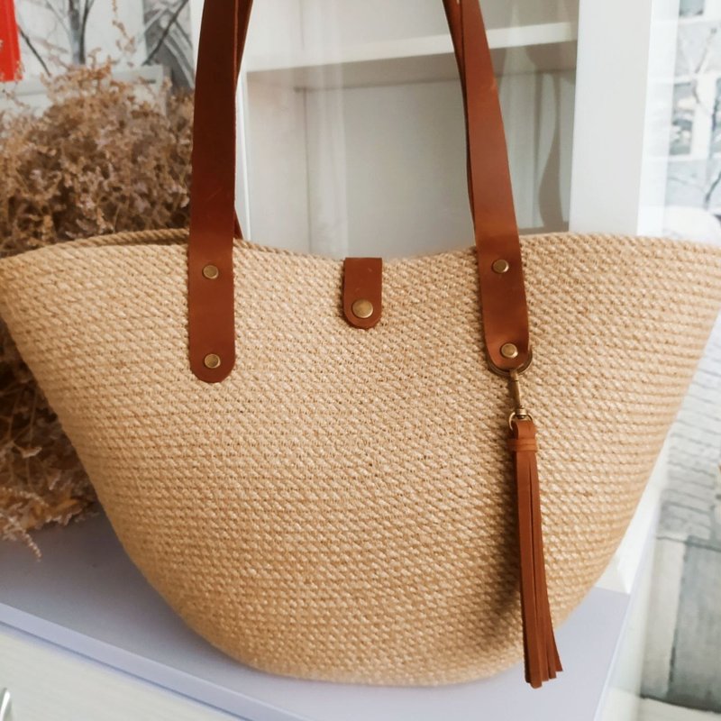 Straw Beach Basket Bag, Shopping bag, Eco bag, French basket bag, Beach Bag - 手提包/手提袋 - 環保材質 