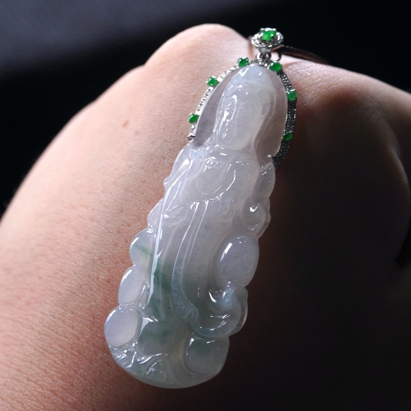 冰種飄花翡翠寶瓶觀音菩薩項鍊 18K金鑽石| 天然緬甸玉A貨| 送禮 - 項鍊 - 玉石 多色