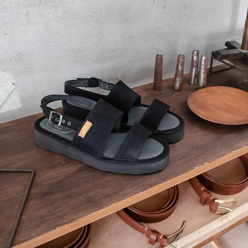 Simple and versatile sandals_Black denim couple shoes - รองเท้ารัดส้น - ผ้าฝ้าย/ผ้าลินิน สีดำ