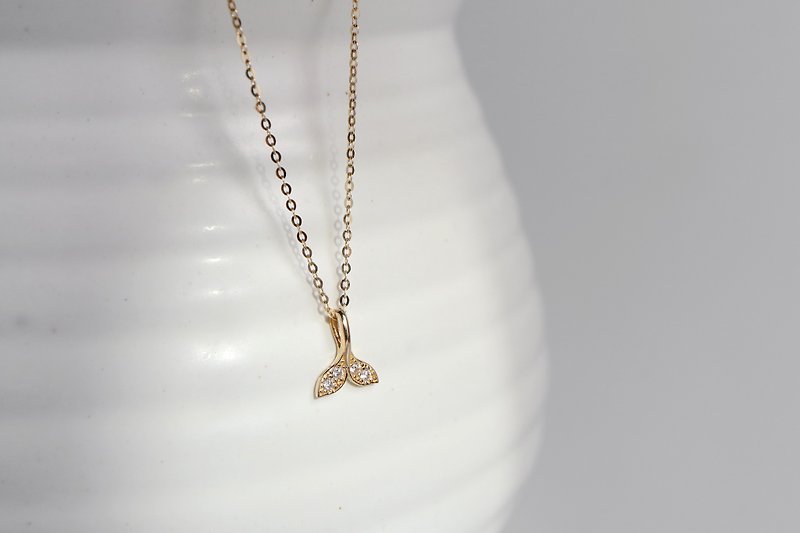 14K Gold. Mermaid Diamond Necklace - สร้อยคอ - ทอง 24 เค สีทอง