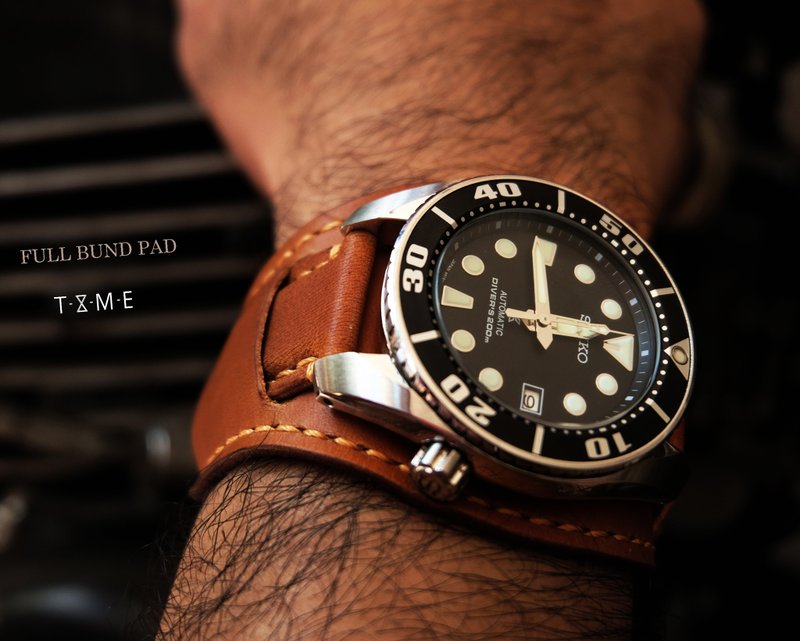 The handicraft leather watch strap, ฺBiker model is a full bund pad leatherstrap - 錶帶 - 真皮 咖啡色