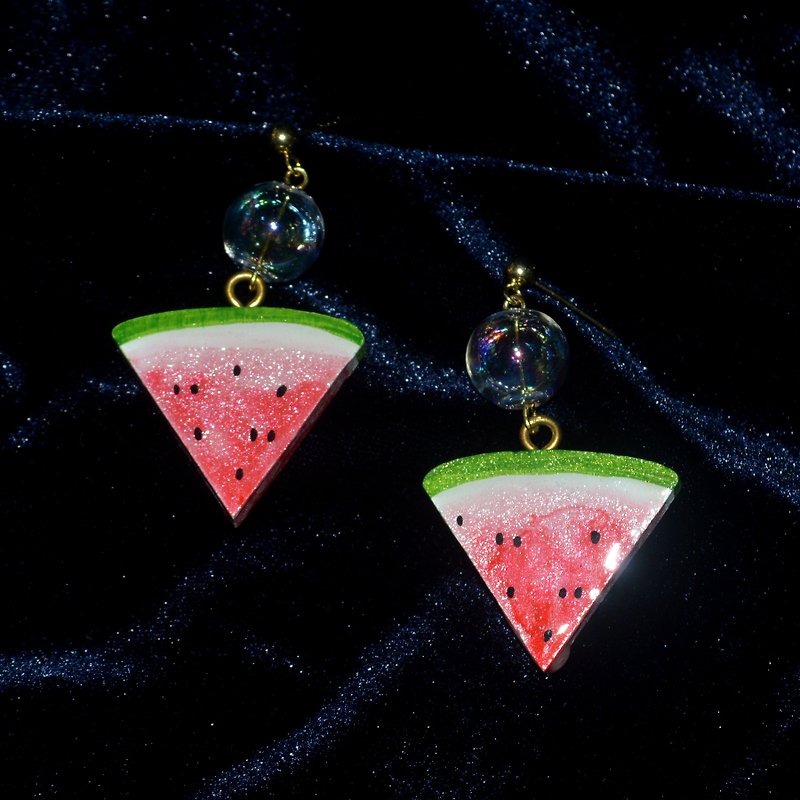 Summer romantic pink inverted triangle big watermelon cool and light hand-painted wooden - ต่างหู - ไม้ สึชมพู
