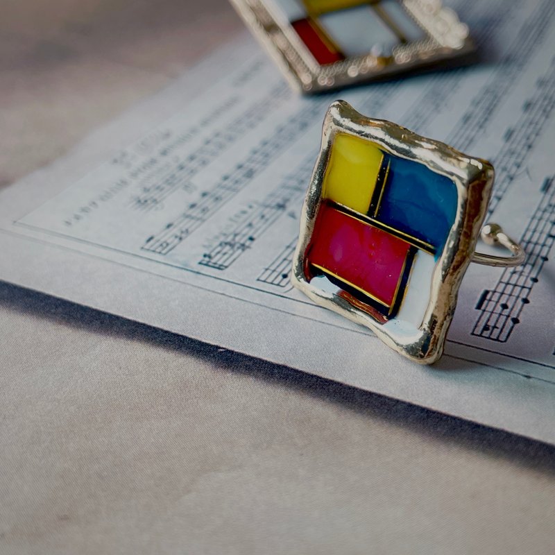 Handmade Mondrian brooch | cloisonné - แหวนทั่วไป - เรซิน หลากหลายสี