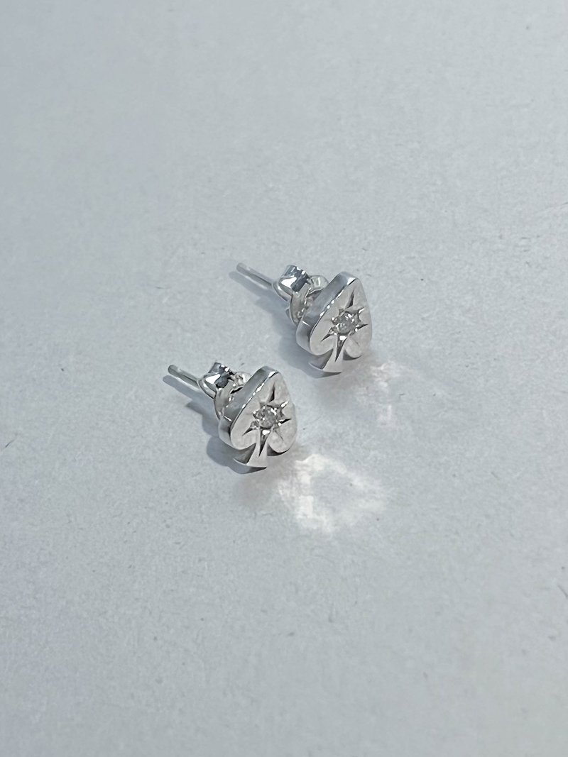 Spade Twinkle Earring - Earrings & Clip-ons - Sterling Silver Silver