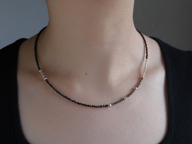 Natural stone beads necklace blackspinel  pyrite silver - สร้อยคอ - เครื่องเพชรพลอย สีดำ