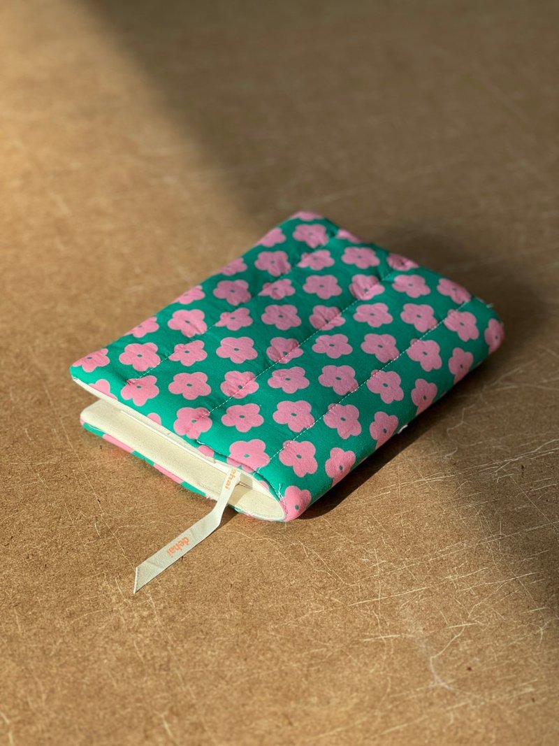 Flower book cover - 書衣/書套 - 棉．麻 