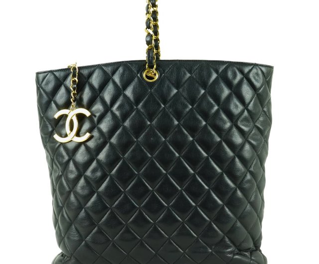 Chanel Matelasse Chain Shoulder Women's Leather Shoulder Bag Black