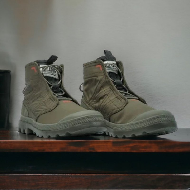 PALLADIUM PAMPA TRAVEL LITE 快速綁帶潮流軍靴 79104 - 女休閒鞋/帆布鞋 - 其他材質 多色