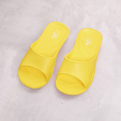 維諾妮卡 【維諾妮卡】兒童款 香氛舒適便利室內童拖鞋-黃