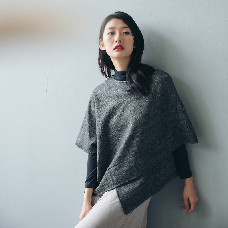 Cape-effect drape top - Herringbone pattern - Women's Tops - Wool Gray