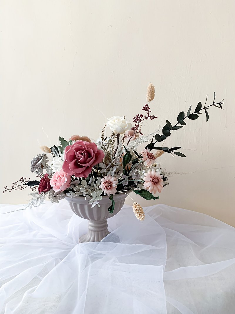 [Experience] [One person in a group] Elegant and non-withered champion potted flower hand-made experience course Yilan - Plants & Floral Arrangement - Plants & Flowers 