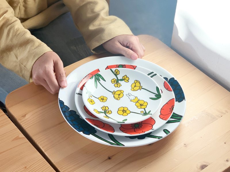 Miffy x May&Clay l Limited Collection : Miffy flower garden - 盤子/餐盤/盤架 - 陶 