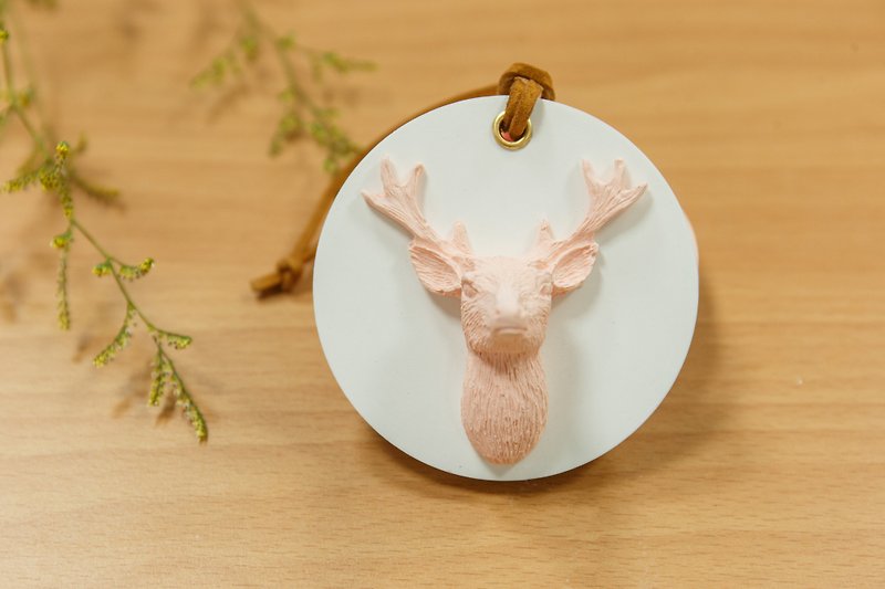 Three-dimensional elk diffused Stone Christmas exchange gift fragrance Christmas gift - Fragrances - Other Materials Pink
