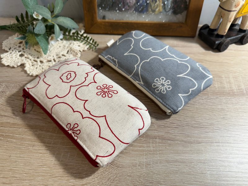 【現貨】霧線花語/手作布藝拉鍊小物包系列 2色 - 化妝包/收納袋 - 棉．麻 