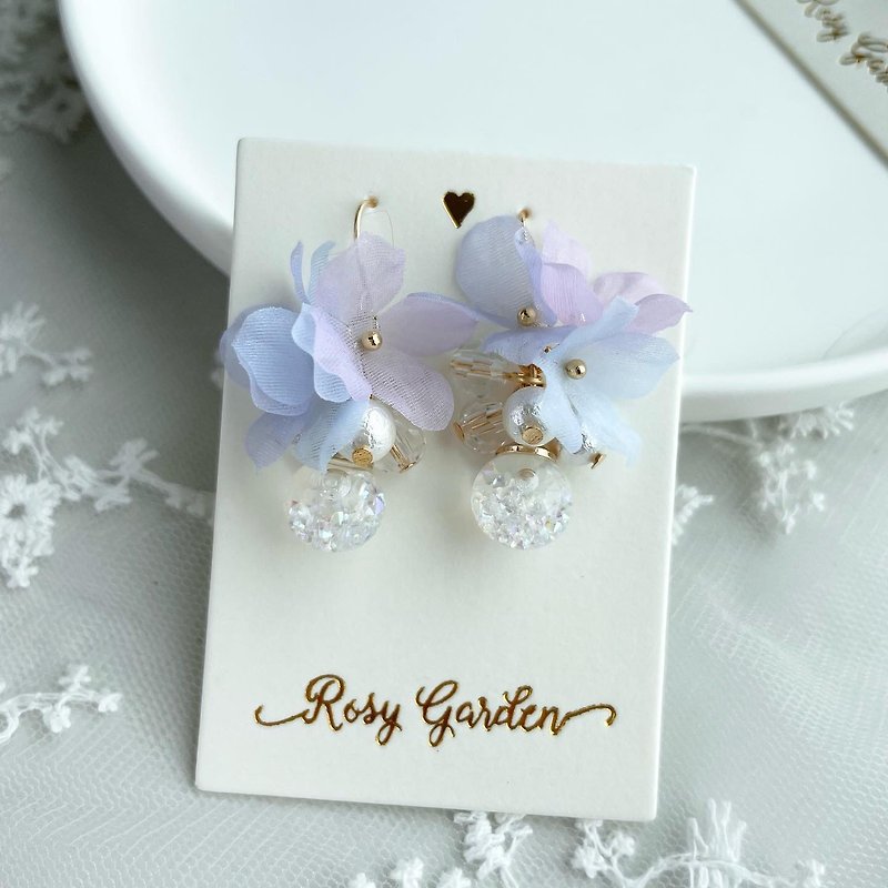 Rosy Garden Simply style Hydrangea with water inside glass ball earrings - Earrings & Clip-ons - Glass Purple