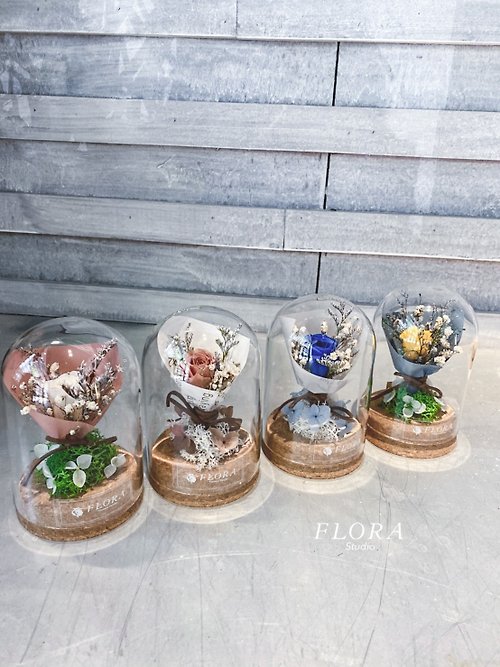 FLORA Flowers Design FLORA 玻璃罩鐘永生玫瑰花束 畢業禮 婚禮小物