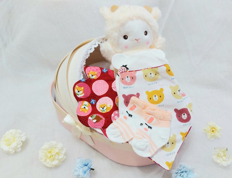 Little Sheep's cradle full moon gift/full moon gift box/birthday/newborn baby/gift - ผ้ากันเปื้อน - ผ้าฝ้าย/ผ้าลินิน สีแดง