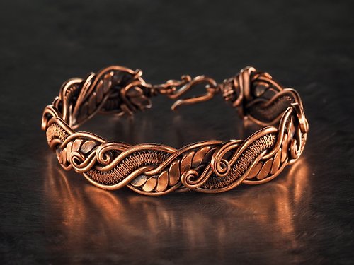 Wire Wrap Art Pure copper bracelet for her Unique wire wrapped metal bangle Handmade jewelry