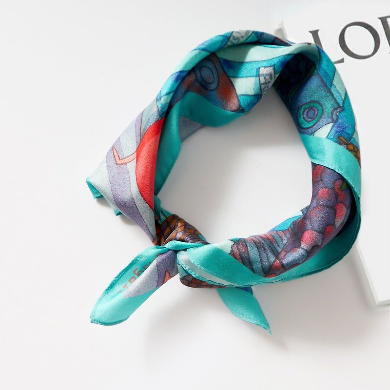 [Gift box packaging] Julychagall illustrator co-branded silk mulberry silk French lady style silk scarf - ผ้าพันคอ - ผ้าไหม สีน้ำเงิน