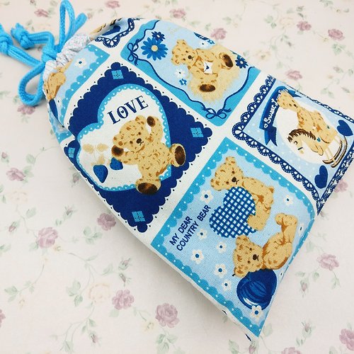 QQ rabbit 手工嬰幼兒精品 彌月禮盒 免費繡名字。愛的泰迪熊。束口袋 尿布袋 衣物袋