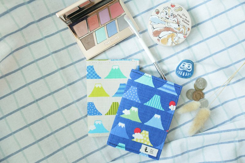 Passport Holder | Mt. Fuji x 2 Colour - ที่เก็บพาสปอร์ต - ผ้าฝ้าย/ผ้าลินิน 