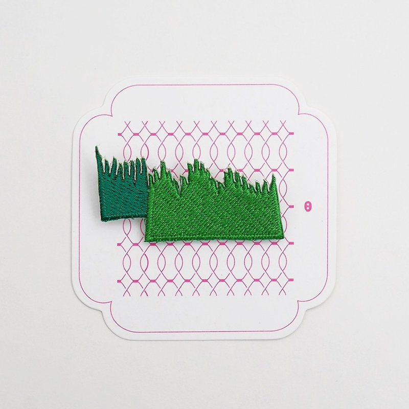 MOGU/groceries/embroidery pins-grass - Brooches - Thread Multicolor