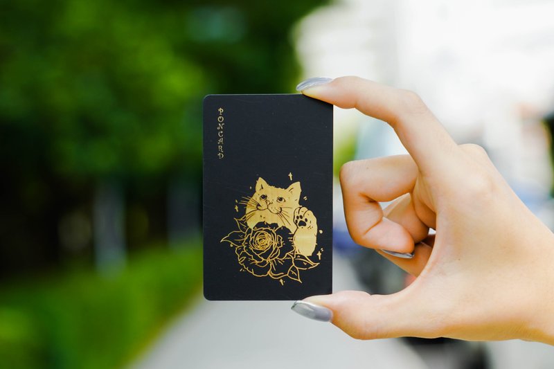 [Animal photo design] Cat and rose style business card (straight style) (comes with keychain) - Gadgets - Plastic Black
