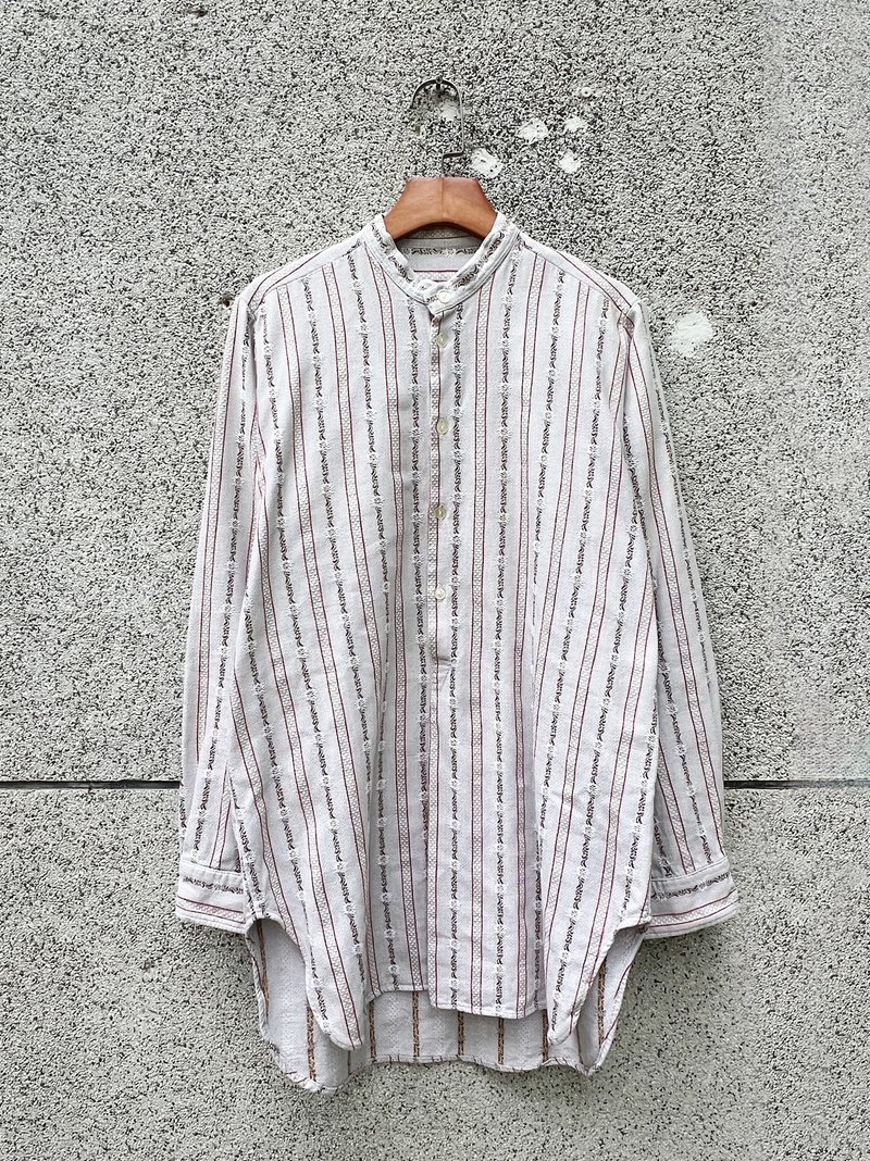 Europe pullover shirt 歐洲半立體刺繡提花圖騰工作襯衫洋裝 - 女襯衫 - 棉．麻 多色