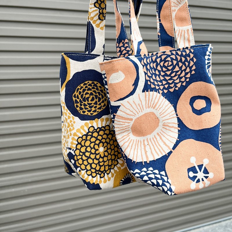 Nordic Flower | Beverage Tote Bag Tote Bag Sundry Bag - Handbags & Totes - Cotton & Hemp Multicolor