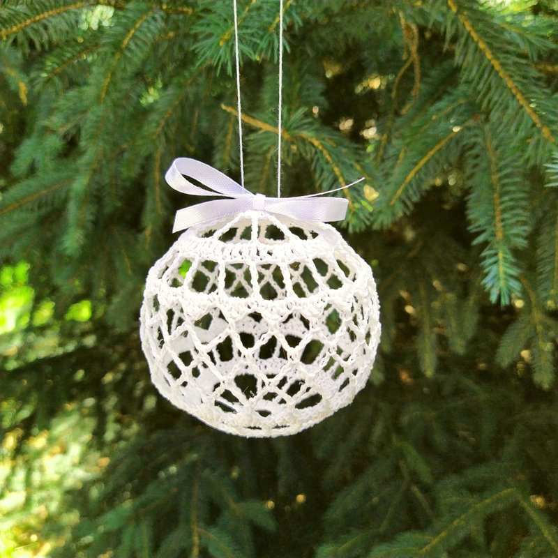 Christmas ball ornaments for tree decorations, Christmas baubles set Gift box - 擺飾/家飾品 - 棉．麻 白色