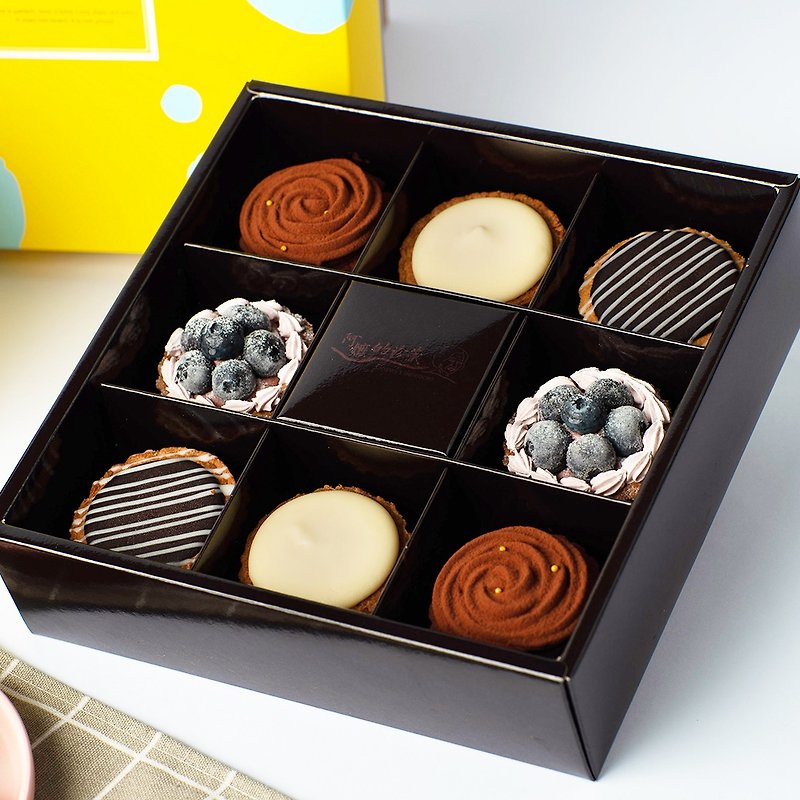 [French Sweet Tower] Collection Gift Box Type B | 8pcs / Valentine's Day, Mid-Autumn Festival, Chinese New Year, Gifts - Cake & Desserts - Fresh Ingredients Multicolor