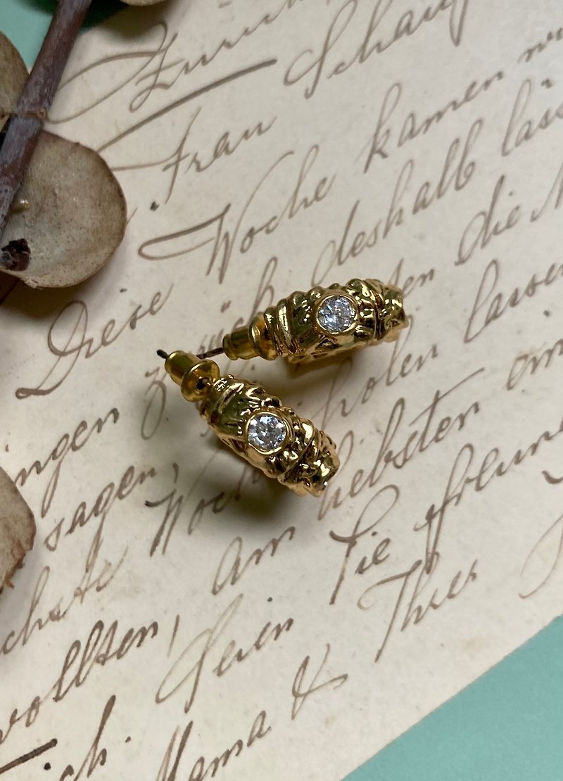 [Very small amount of custom-made models] mixed gold engraved royal zircon Stone retro European ring earrings - Earrings & Clip-ons - Semi-Precious Stones 
