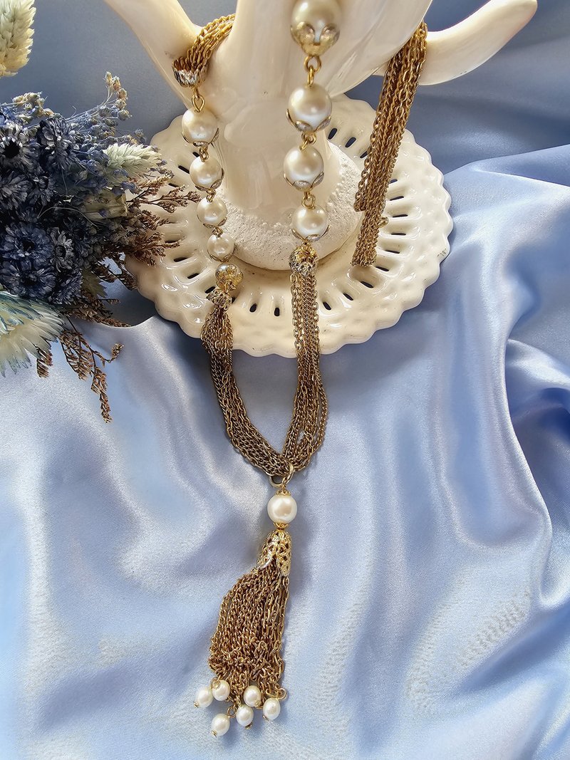 金色多鍊珍珠小瀑布流蘇項鍊/復古珠寶首飾vintage西洋古董飾品 - 項鍊 - 其他金屬 