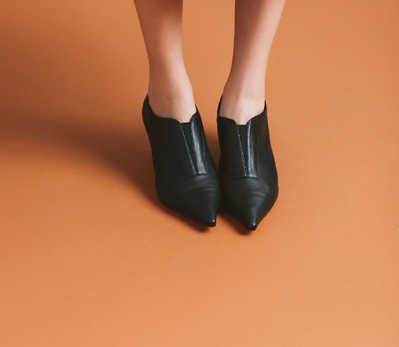 V-shaped bandage elegant leather thin heels black - Women's Booties - Genuine Leather Black