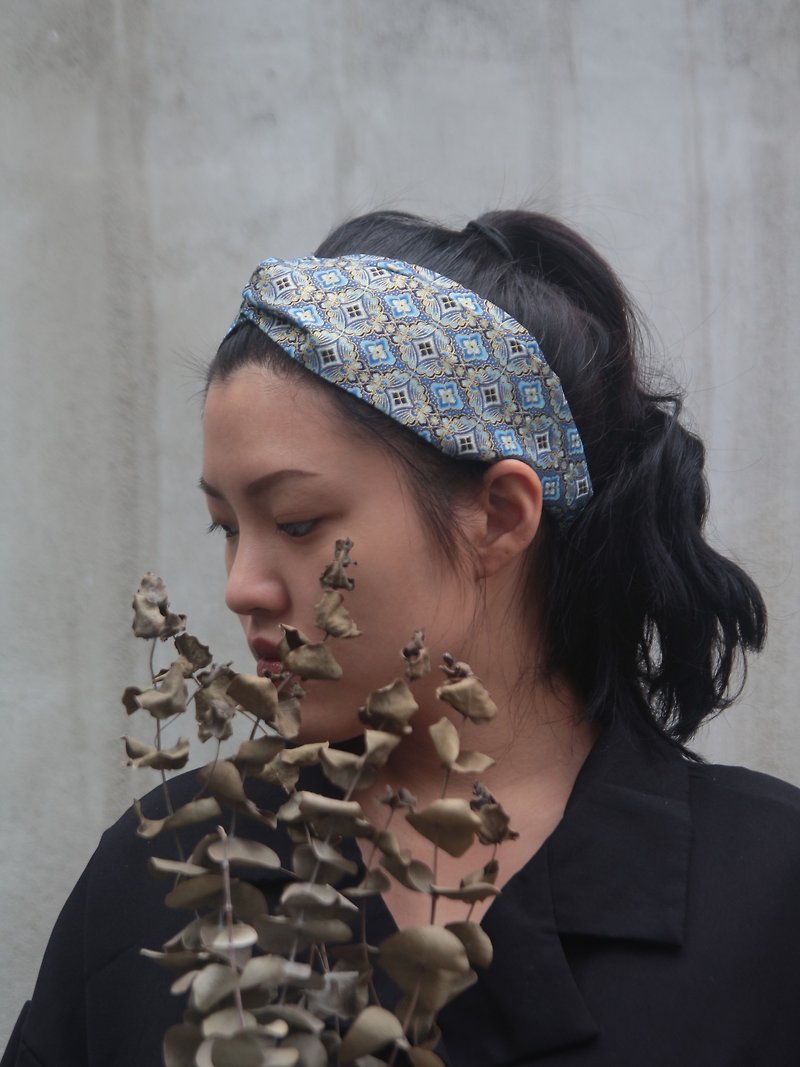 Cotton & Hemp Headbands Blue - Wanhua mirror American bronzing cloth handmade cross elastic headband