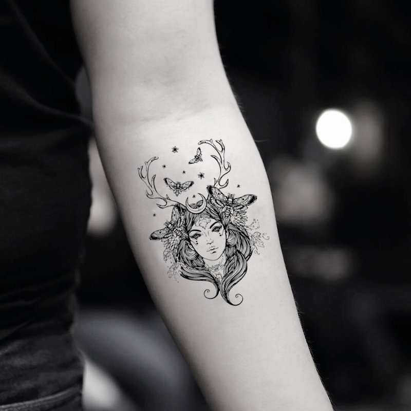 OhMyTat 手臂位置女巫女妖人頭像刺青圖案紋身貼紙 (2枚) - 紋身貼紙 - 紙 黑色