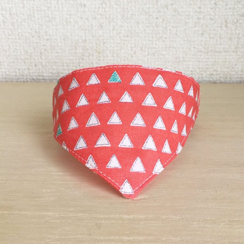 Sankaku pattern pink bandana-style collar with square hook - Collars & Leashes - Cotton & Hemp Pink