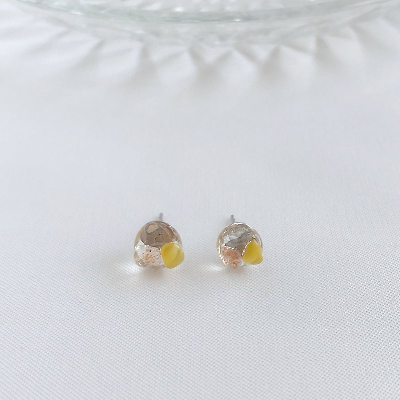 Crystal Earrings & Clip-ons Yellow - casual. Natural white crystal yellow jasper golden sun lucky stick ear earrings anti-allergic ear acupuncture Clip-On