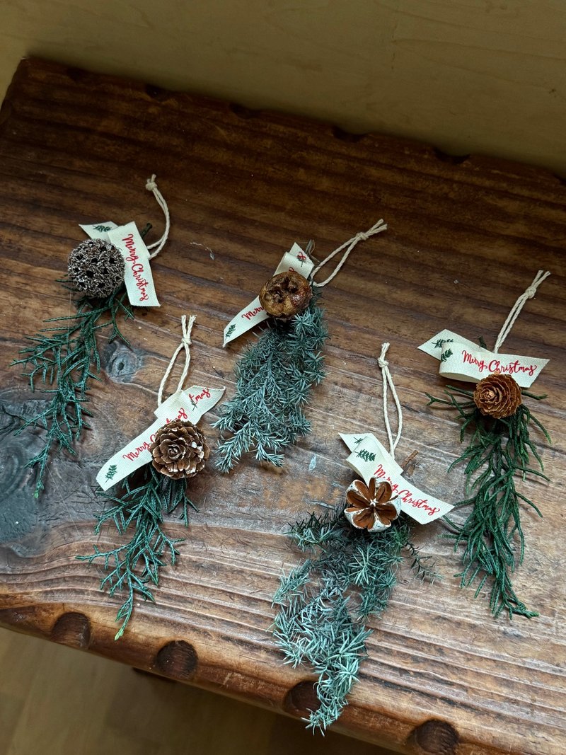 聖誕掛飾 永生雪松 松柏掛飾 永生花掛飾 - 乾燥花/永生花 - 植物．花 綠色