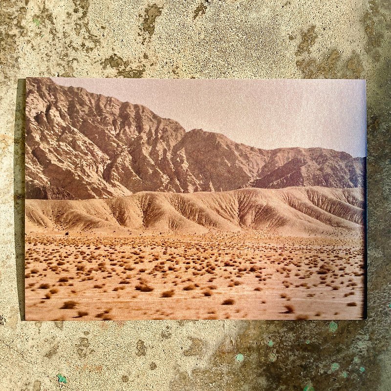 【何方 / 沙漠】攝影明信片 客製題字卡片 - 卡片/明信片 - 紙 卡其色