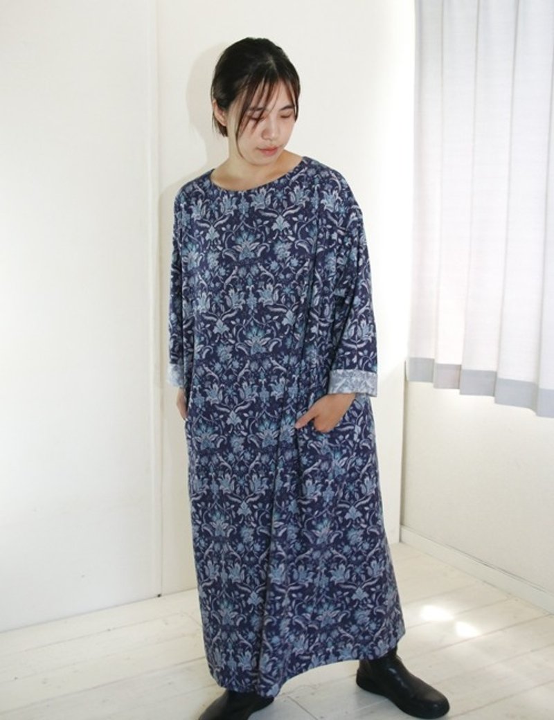 Chintz pattern off-shoulder dress (blue) - ชุดเดรส - ผ้าฝ้าย/ผ้าลินิน 