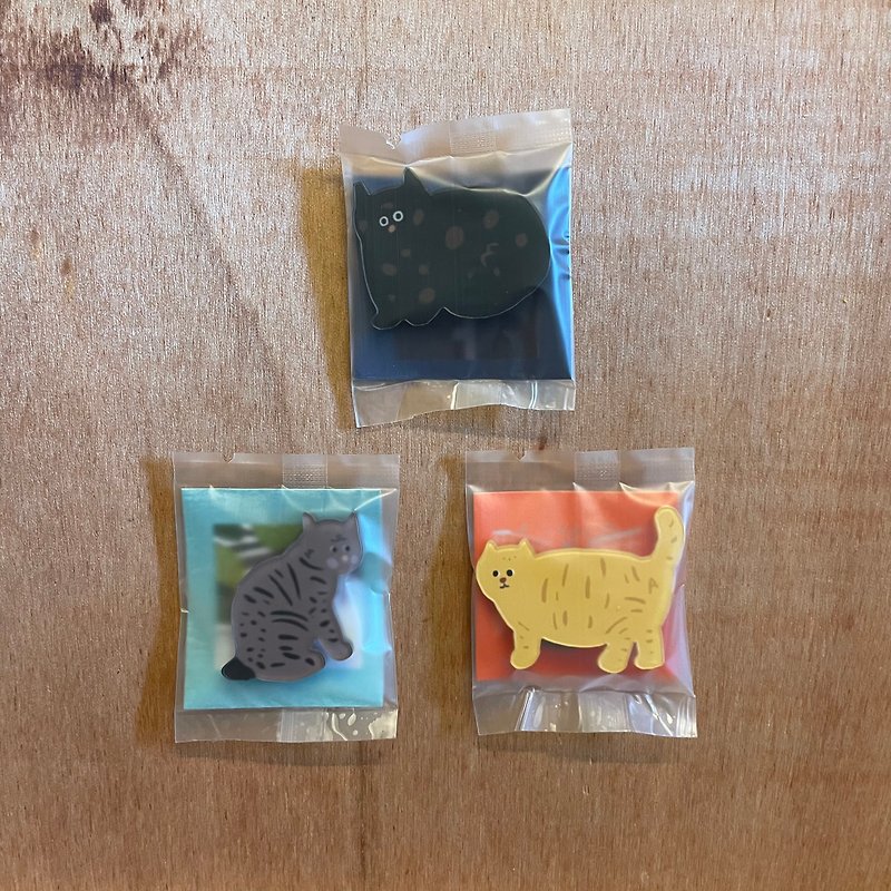 Acrylic Keychains Multicolor - Treasure Hill Village Cat Acrylic Pins