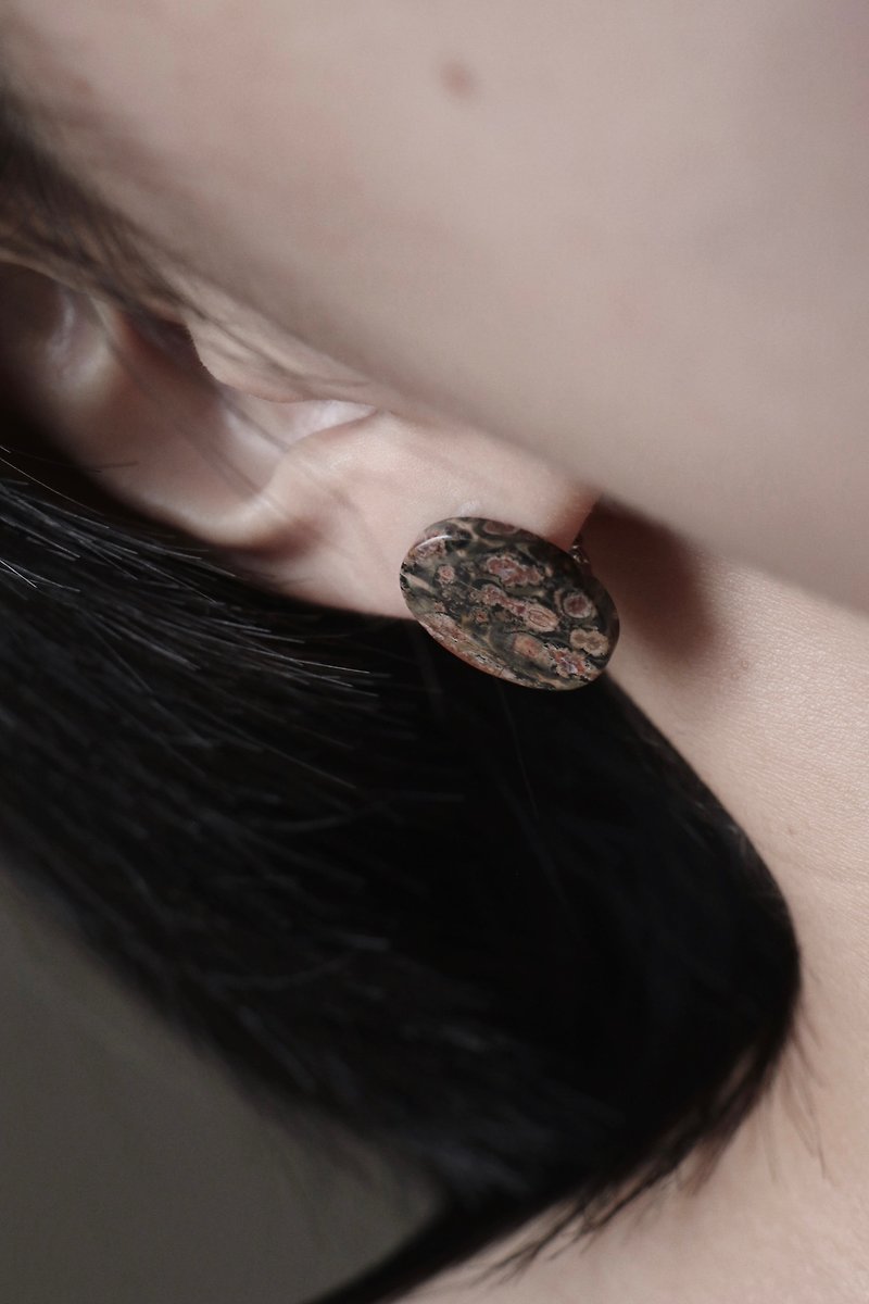 Danae leopard Stone earrings can be changed into Clip-On - ต่างหู - เครื่องประดับพลอย หลากหลายสี