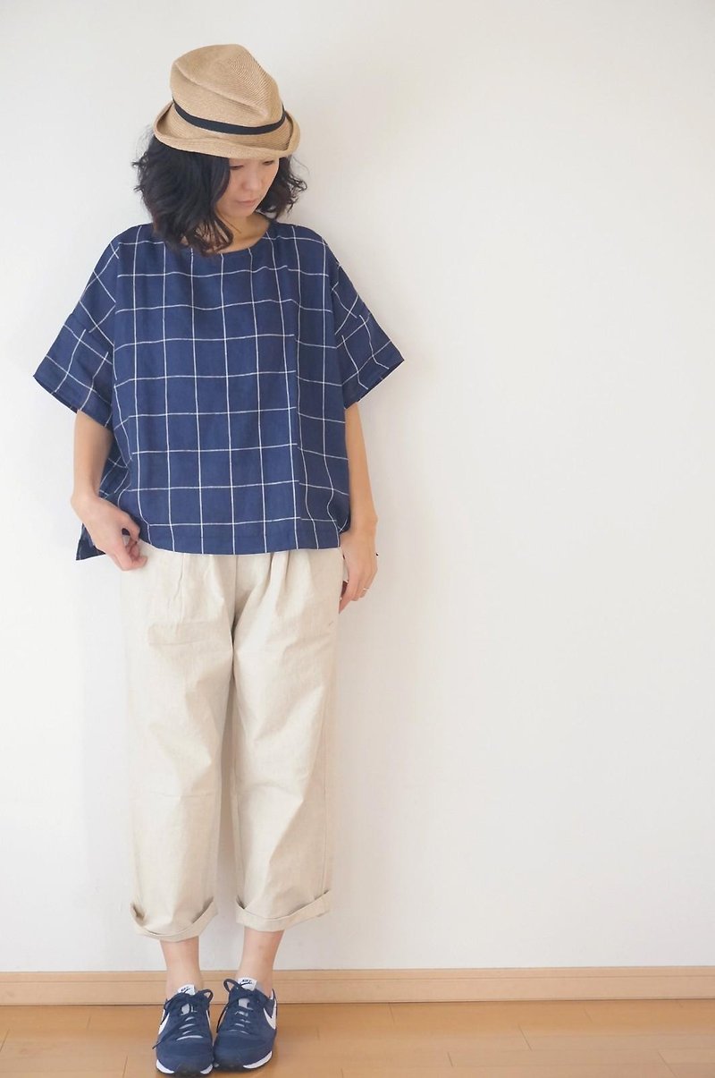 Linen check blouse LADY'S NAVY - 女裝 上衣 - 棉．麻 藍色
