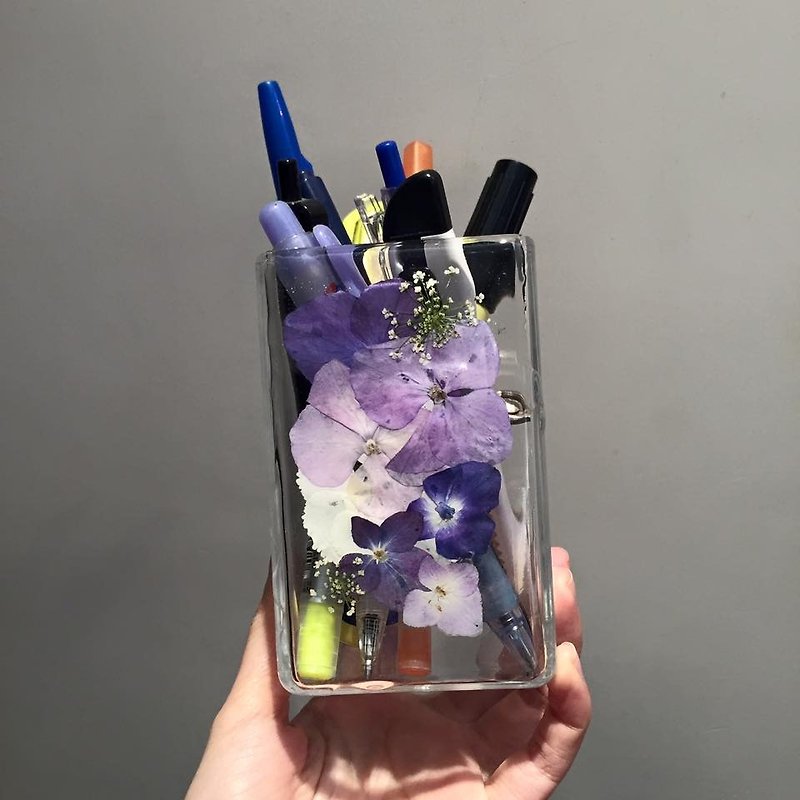 Oone_n_Only 手作り押し花ペンホルダー（大サイズ） - ペン立て - プラスチック 
