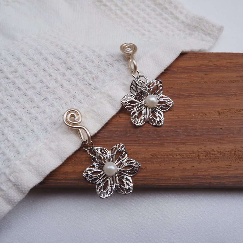 Other Metals Earrings & Clip-ons Silver - weave flower comfortable ear clip