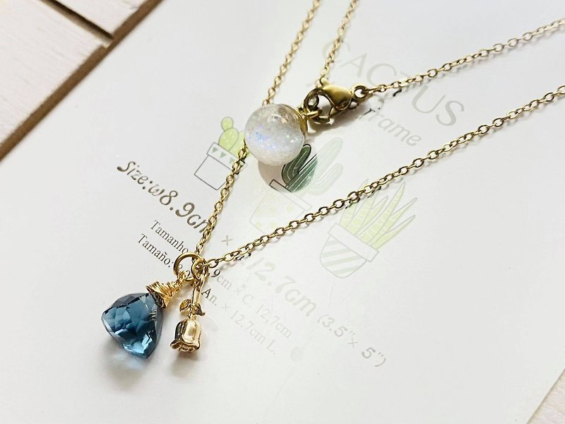 Natural Quartz Stone London Blue Rose Snow Glass Ball Necklace [Tears of Wild Rose]