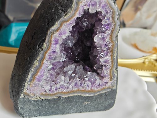 zen crystal jewelry 礦石水晶 小巧可愛紫晶洞|紫水晶擺設|風水能量擺設|小小水晶原石充電