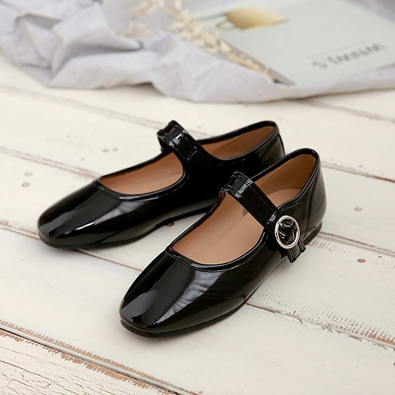 PRE-ORDER – MACMOC  BONO ENAMEL BLACK  Flats - Mary Jane Shoes & Ballet Shoes - Other Materials 