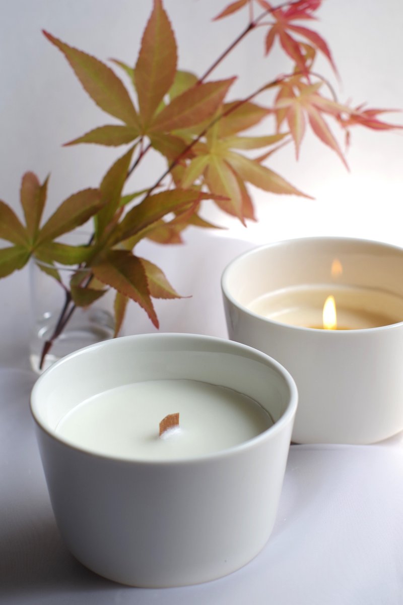 「しろの音」木芯と白い陶器のシンプルなアロマキャンドル - 香氛蠟燭/燭台 - 玻璃 白色